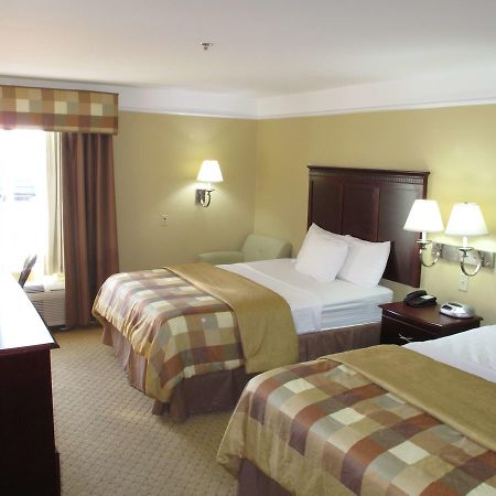 La Quinta Inn & Suites Fultondale Εξωτερικό φωτογραφία
