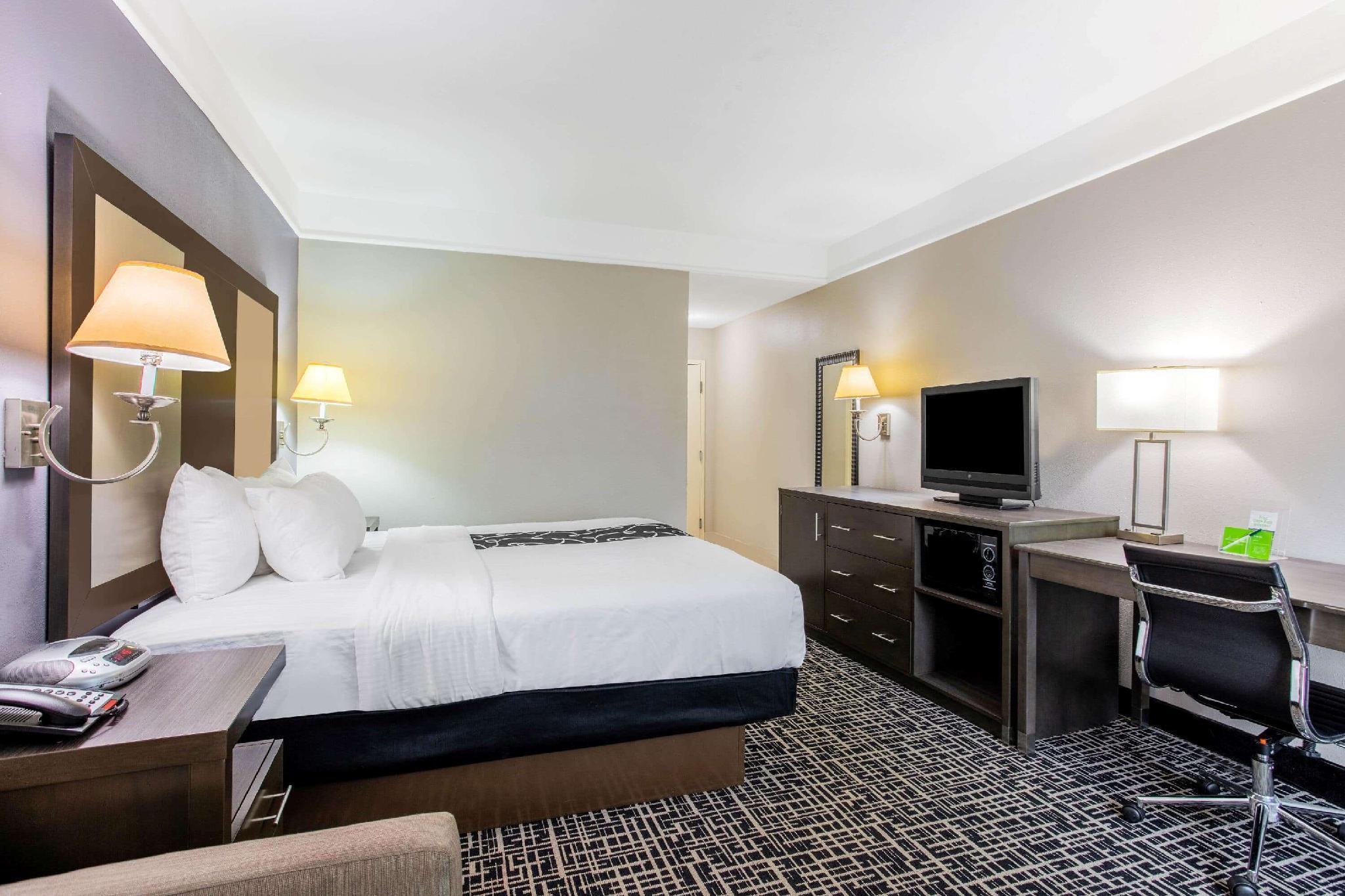 La Quinta Inn & Suites Fultondale Εξωτερικό φωτογραφία