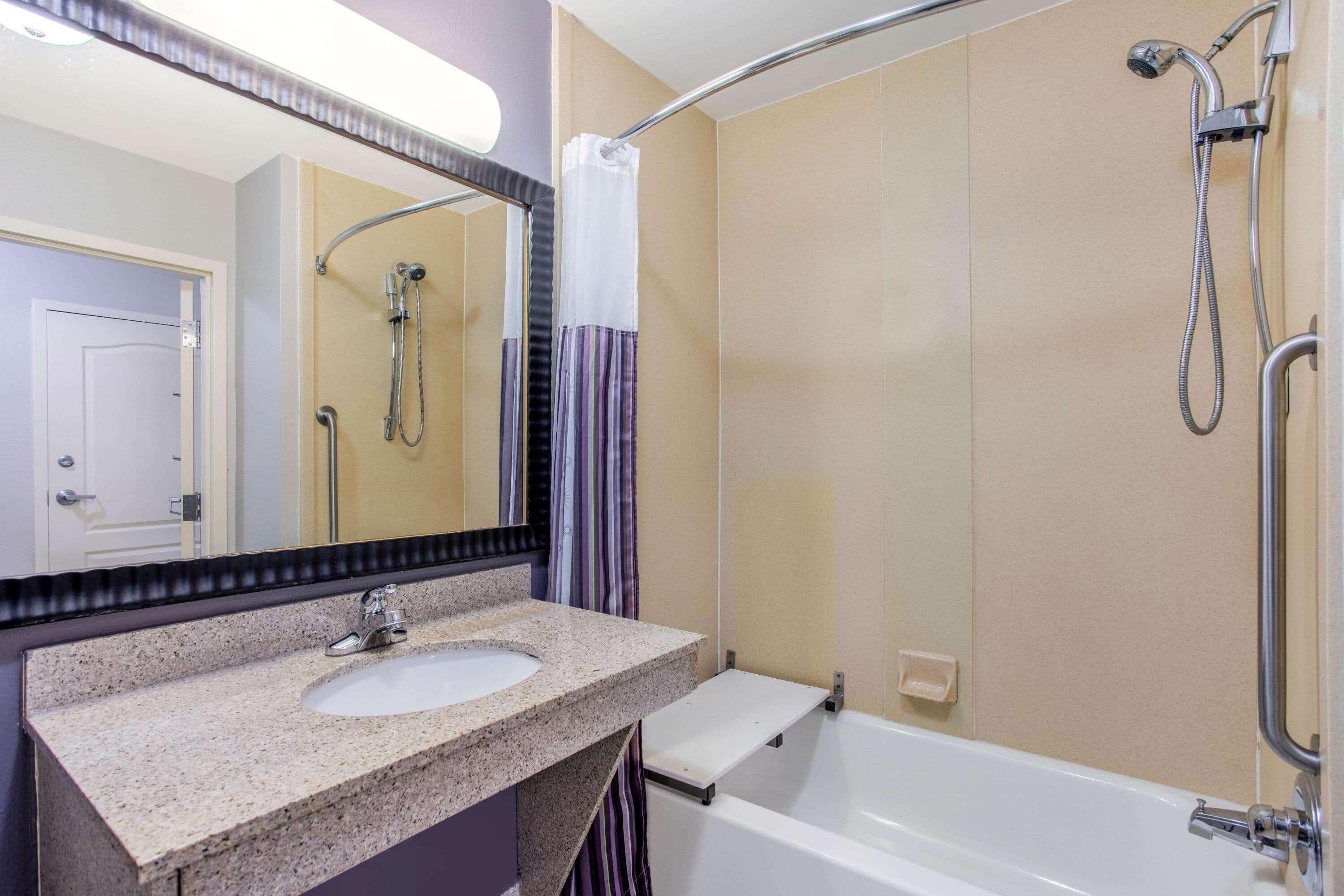 La Quinta Inn & Suites Fultondale Εξωτερικό φωτογραφία