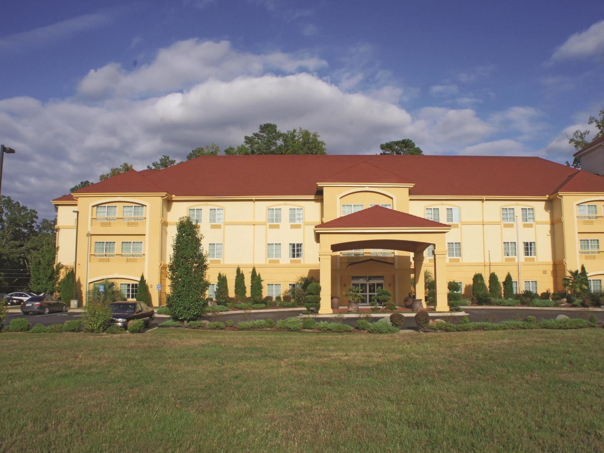 La Quinta Inn & Suites Fultondale Εξωτερικό φωτογραφία