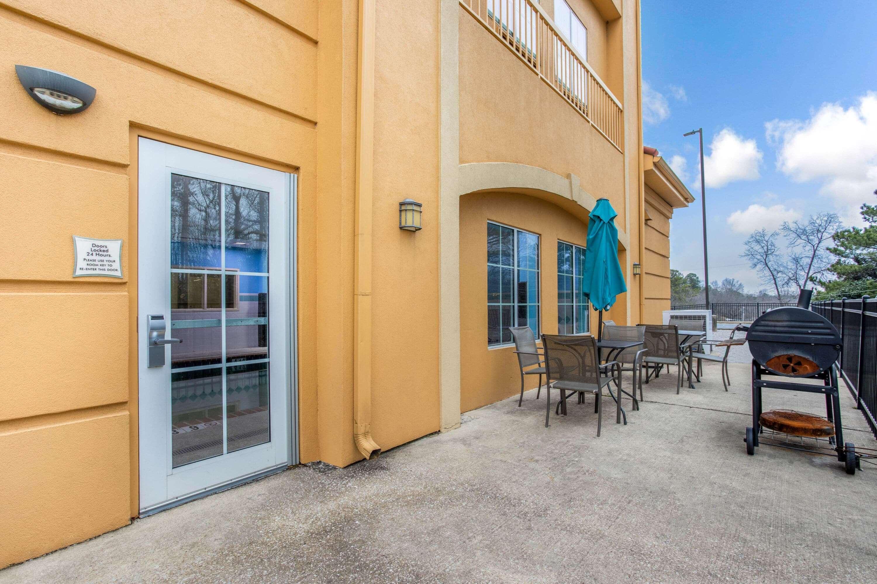 La Quinta Inn & Suites Fultondale Εξωτερικό φωτογραφία