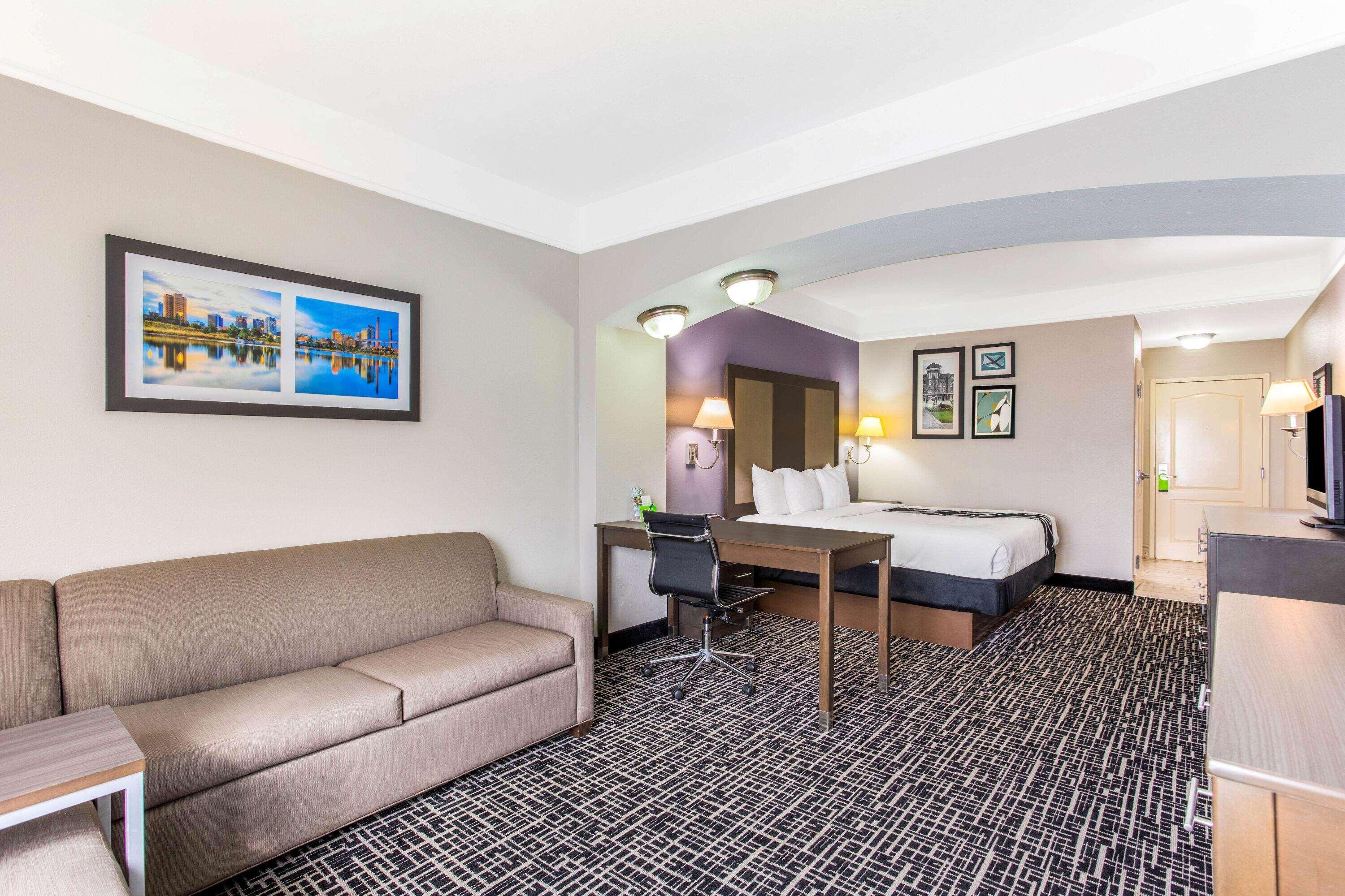 La Quinta Inn & Suites Fultondale Εξωτερικό φωτογραφία