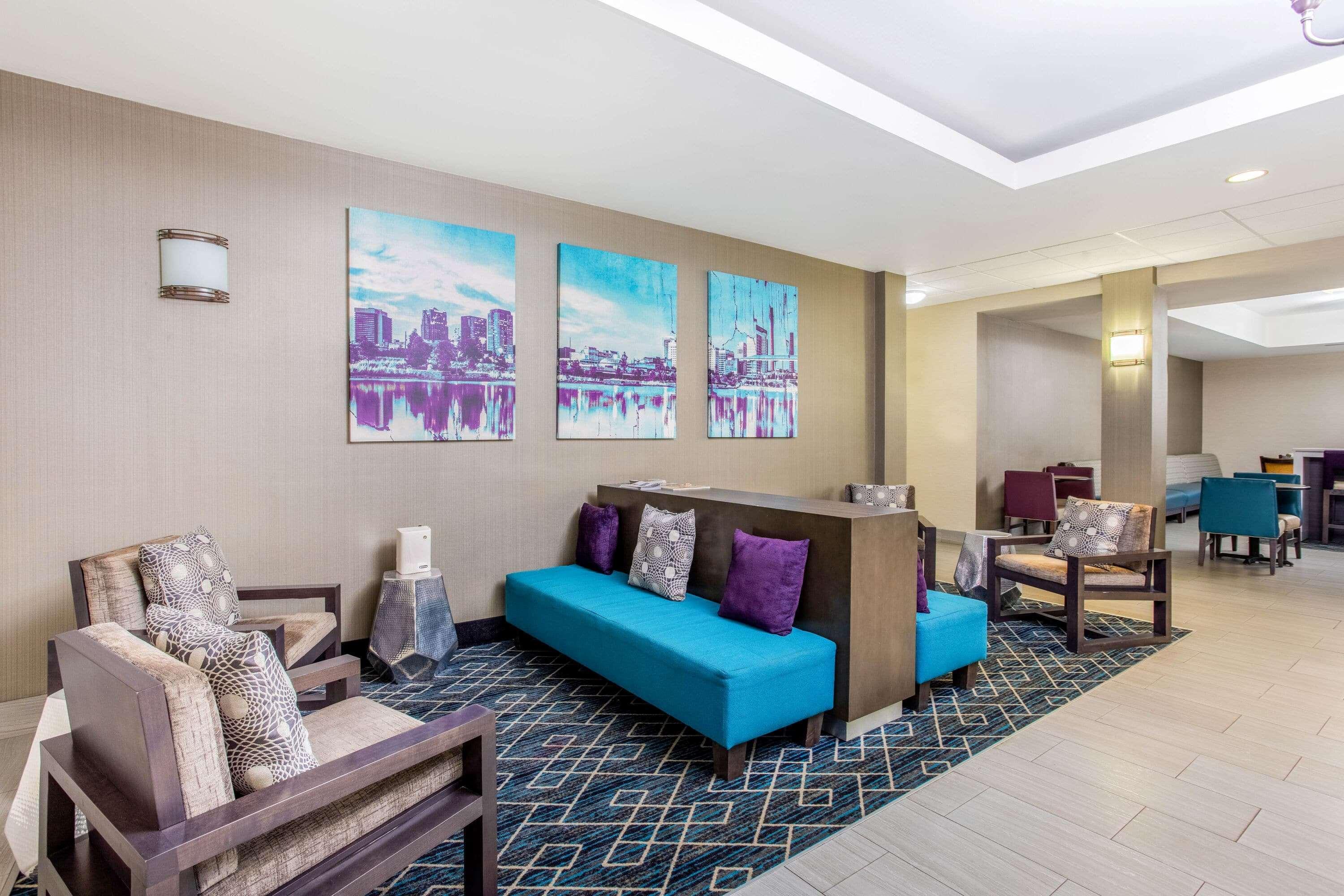 La Quinta Inn & Suites Fultondale Εξωτερικό φωτογραφία